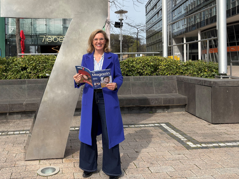 Öffnet die Seite 'Das neue Kölner VHS Magazin ist erschienen'