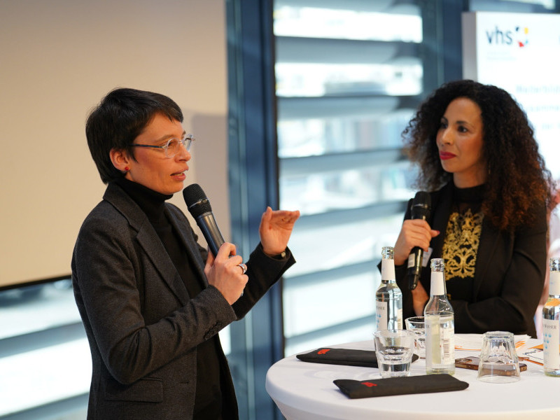 Öffnet die Seite '20 Jahre Integrationskurse'